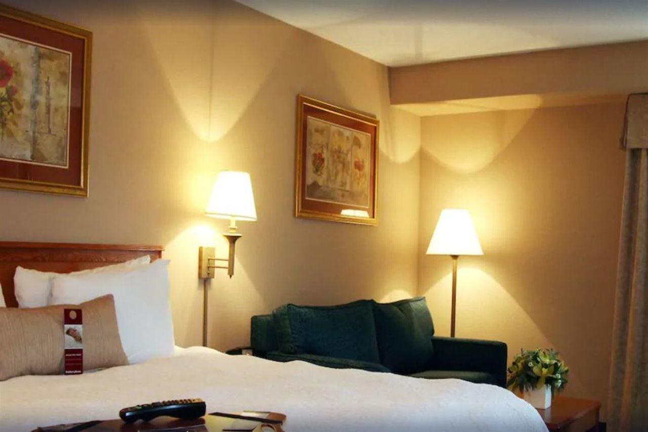 Hampton Inn Philadelphia/Уилоу Гроув Екстериор снимка