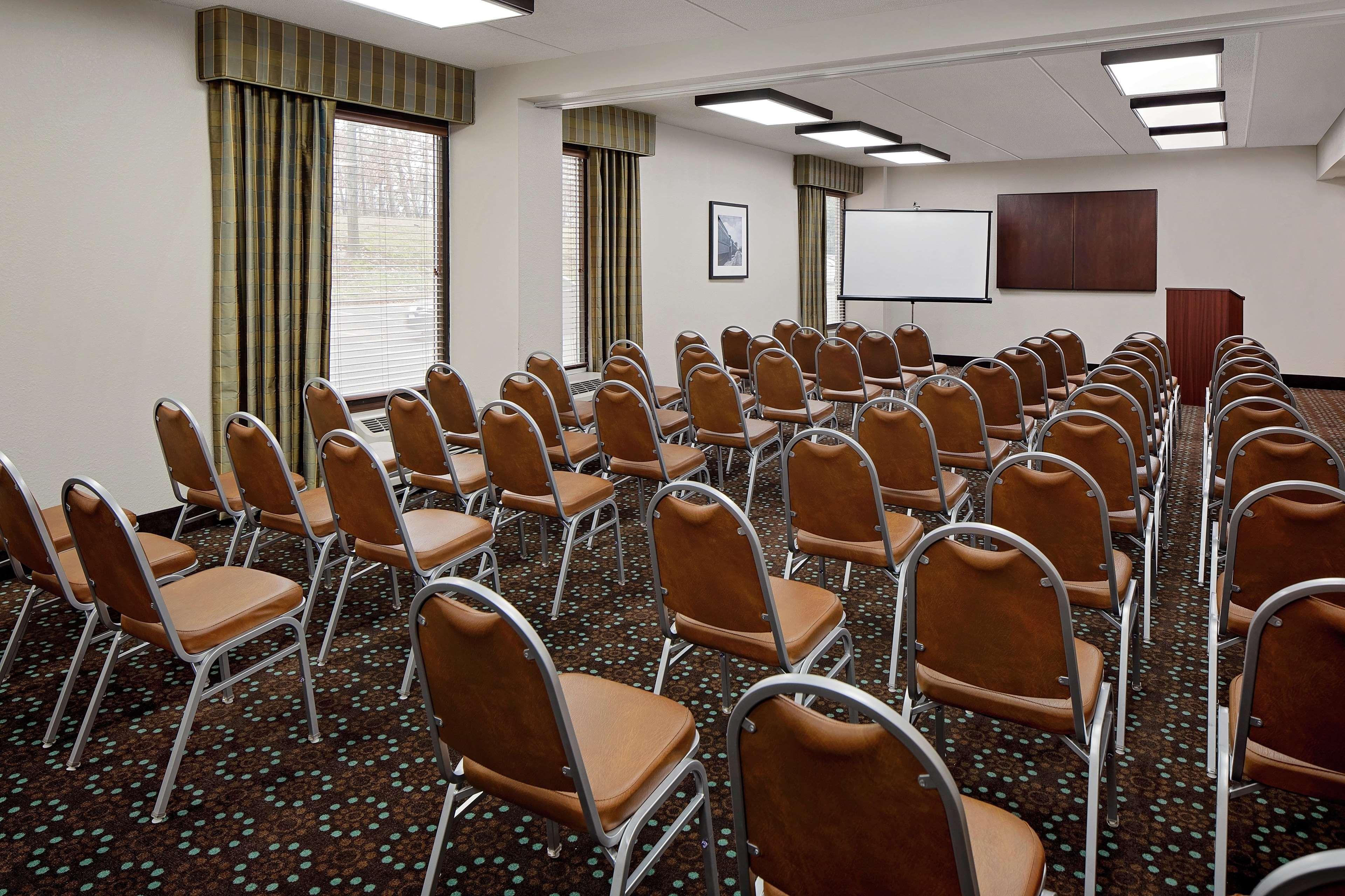 Hampton Inn Philadelphia/Уилоу Гроув Екстериор снимка