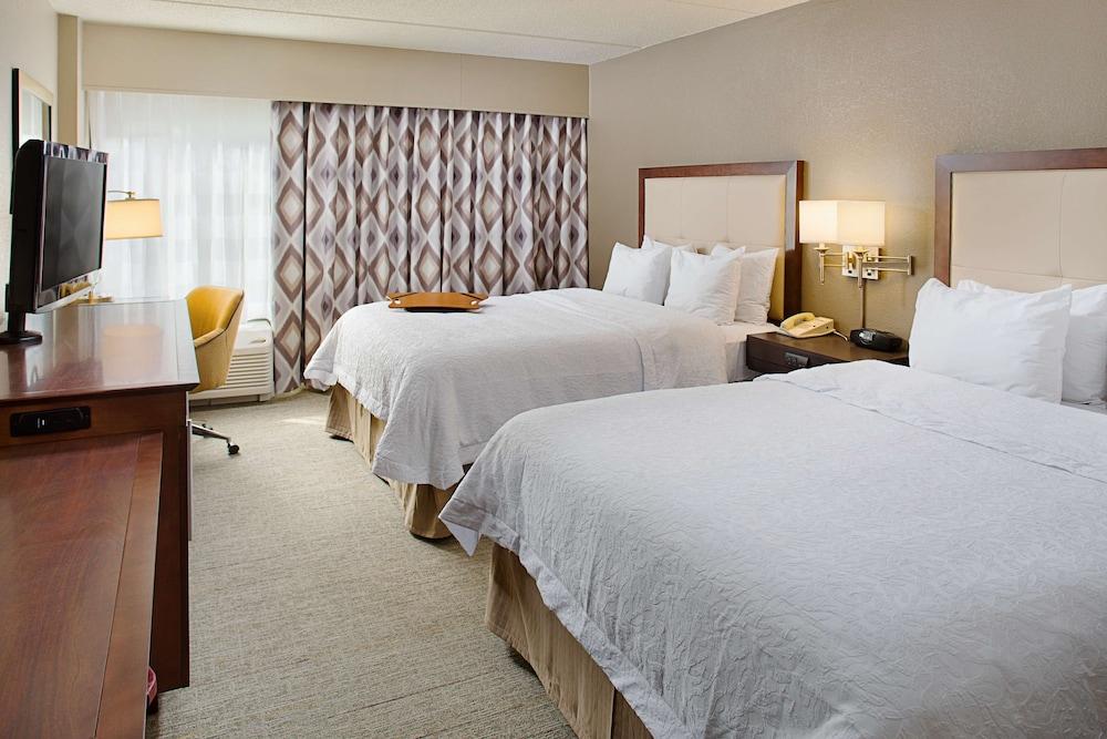 Hampton Inn Philadelphia/Уилоу Гроув Екстериор снимка