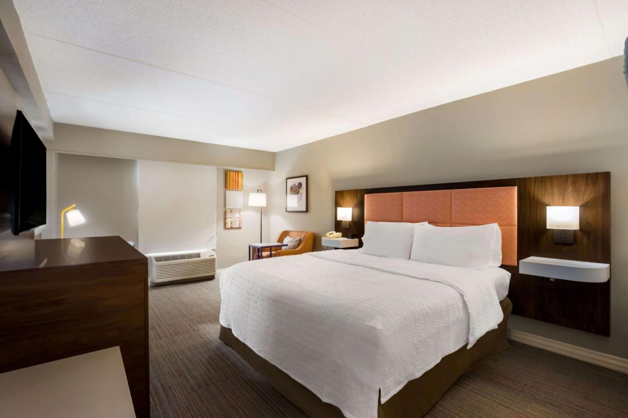 Hampton Inn Philadelphia/Уилоу Гроув Екстериор снимка
